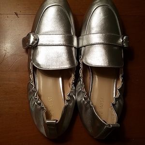 Nine west silver flat shoes